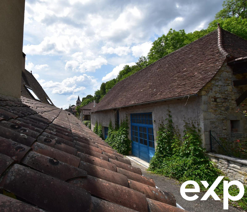 Maison traditionnelle - 201 m²