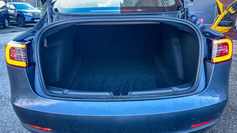 Tesla Model 3 Performance