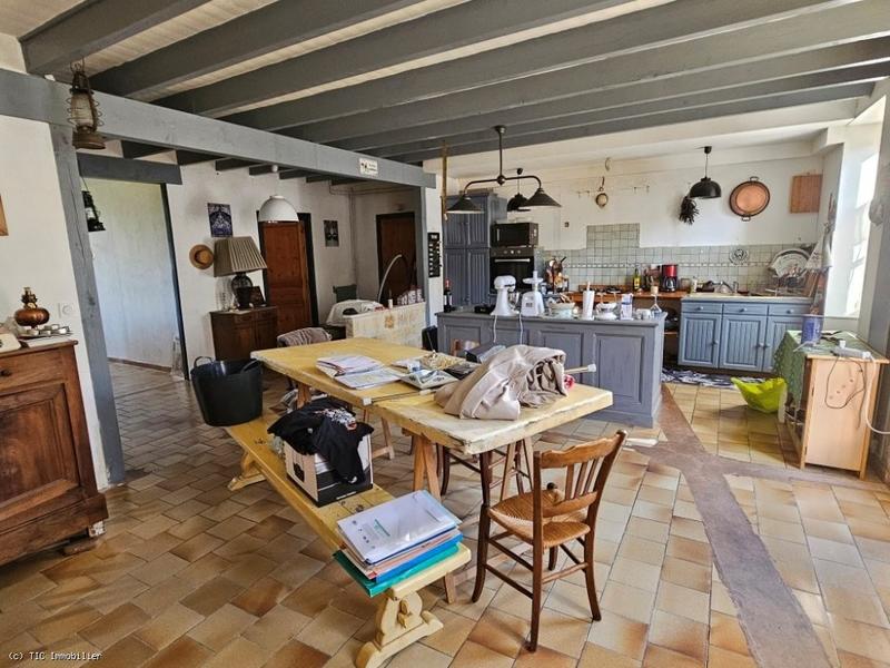 Maison de campagne - 210 m² - 7 pièces