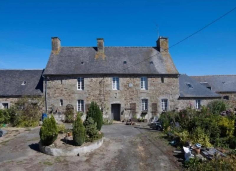 Maison - 183 m² - 9 pièces