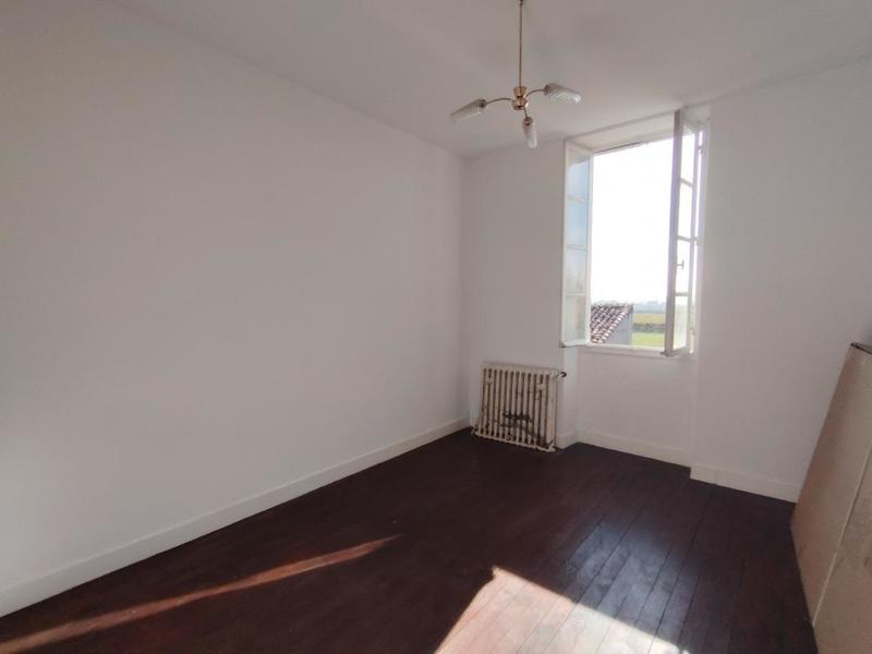 Corps de ferme - 180 m² - 6 pièces