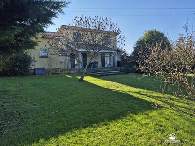 Maison - 91 m² - 4 pièces