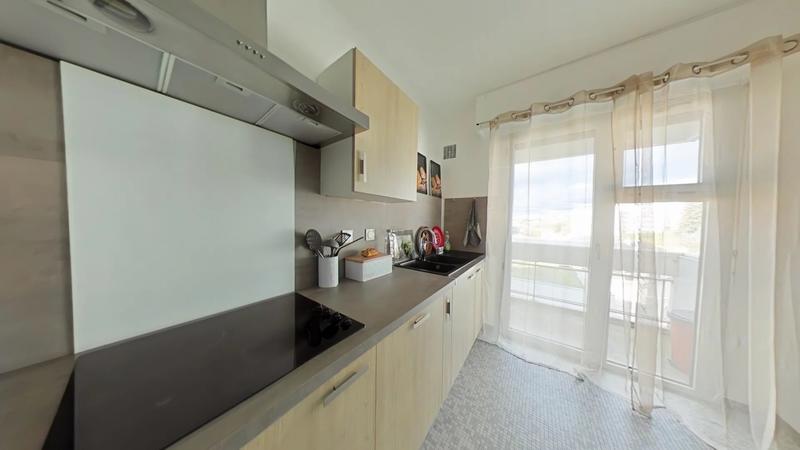 Appartement - 103 m² - 5 pièces