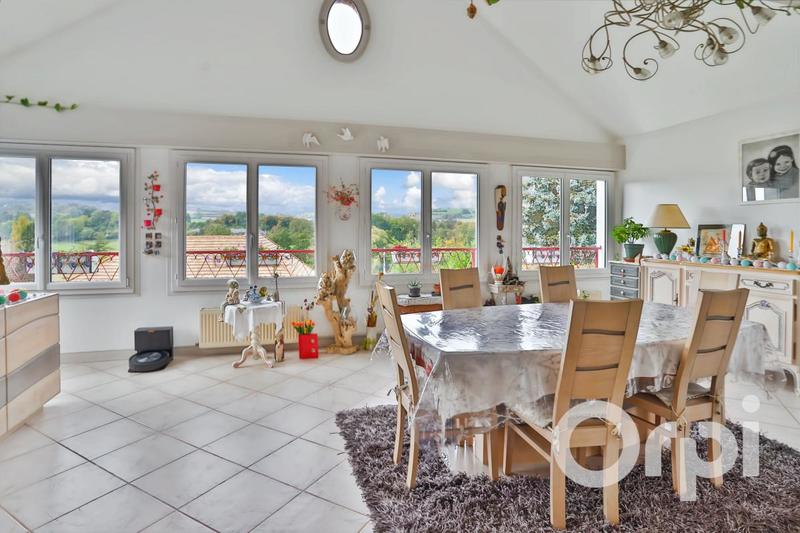 Maison - 192 m² - 8 pièces