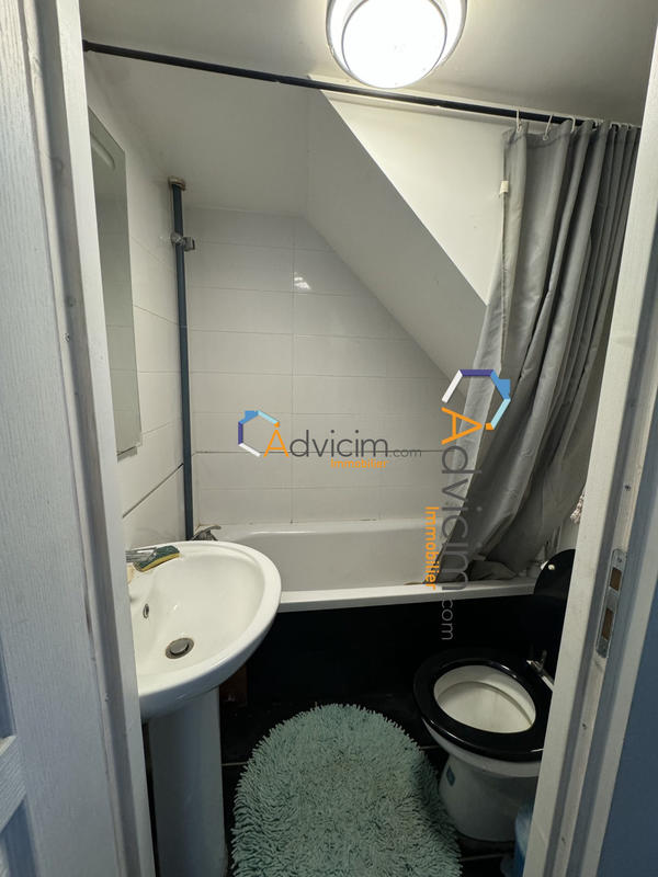 Maison - 77 m² - 3 pièces