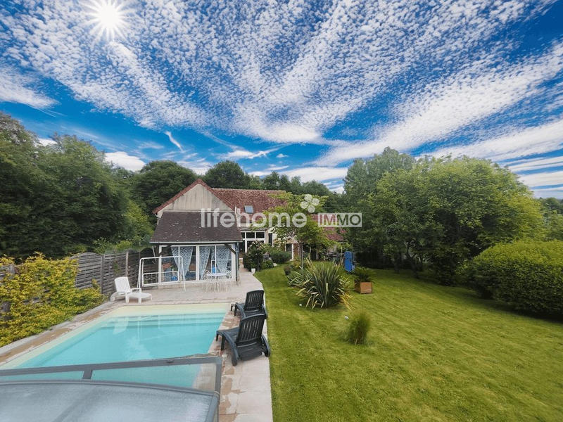 Maison ancienne - 165 m² - 6 pièces