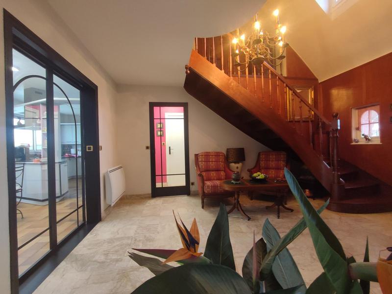 Maison - 150 m² - 7 pièces