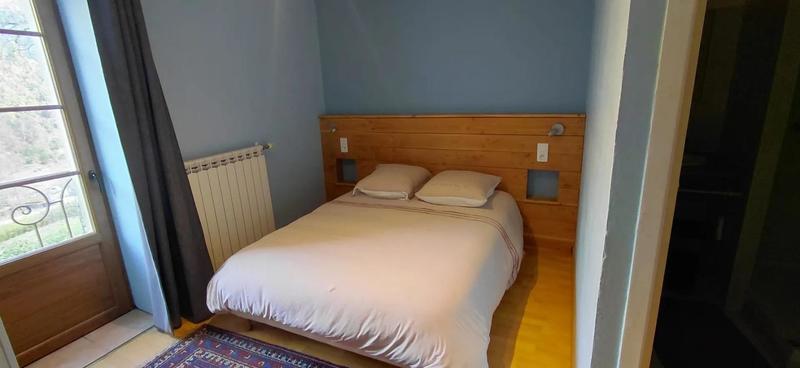 Maison - 280 m² - 9 pièces