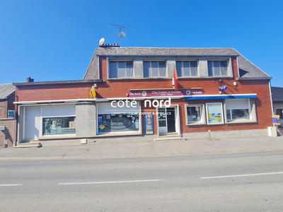 Maison - 225 m² - 10 pièces