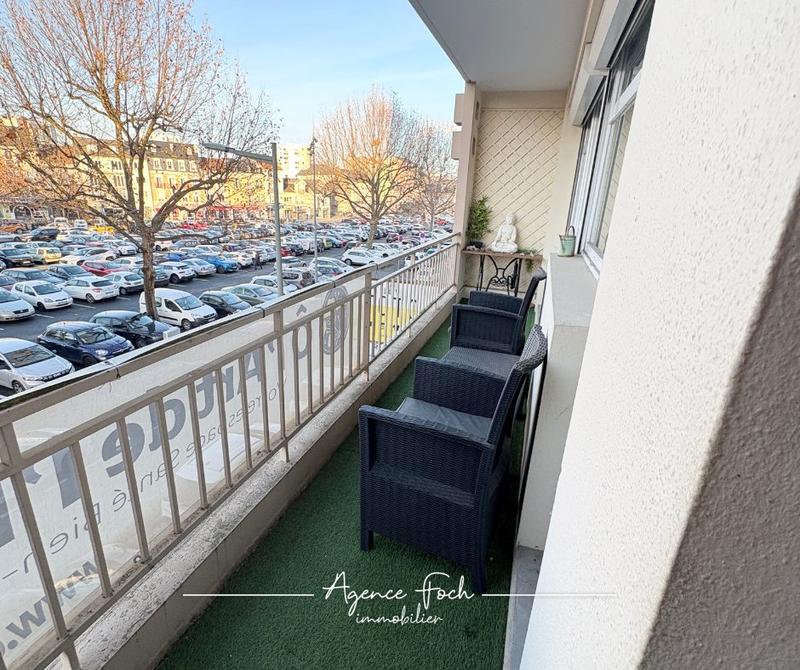 Appartement - 82 m² - 4 pièces