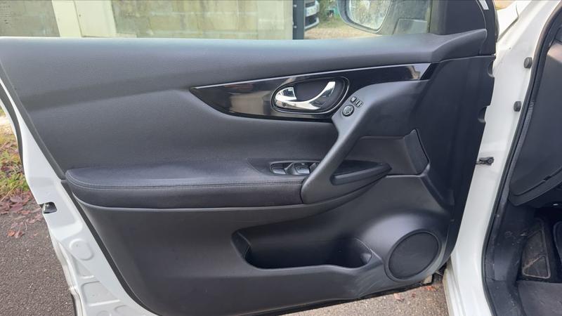 Nissan Qashqai II 1.6 dCi 130 Xtronic n-Connecta - Automatique