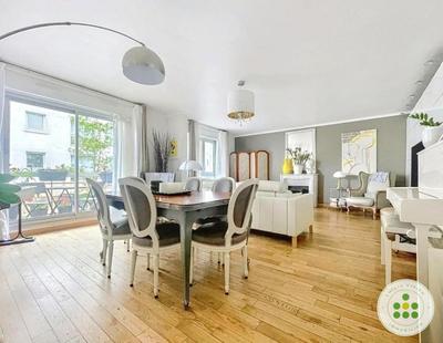 Appartement - 95 m² - 4 pièces