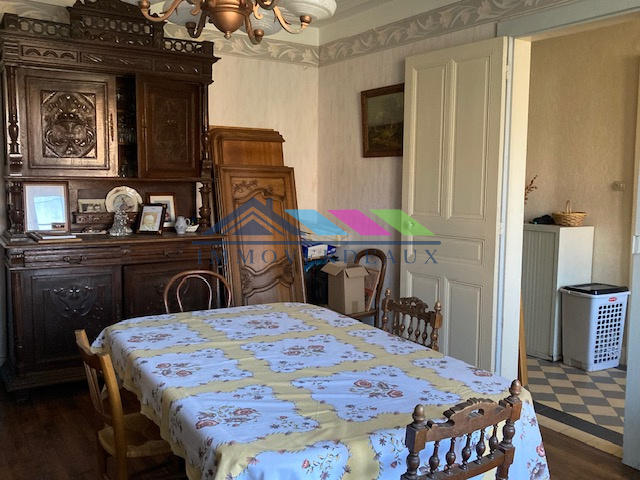 Maison - 191 m² - 7 pièces