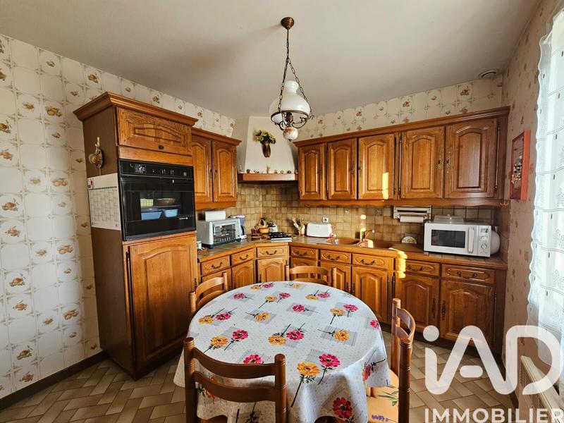 Maison - 121 m² - 5 pièces