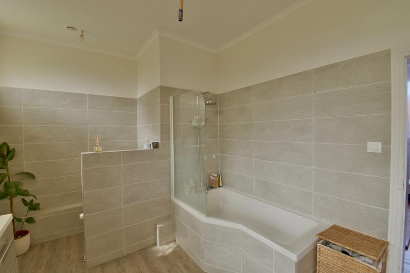 Maison bourgeoise - 245 m² - 8 pièces