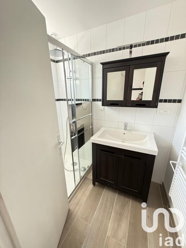 Maison - 227 m² - 8 pièces