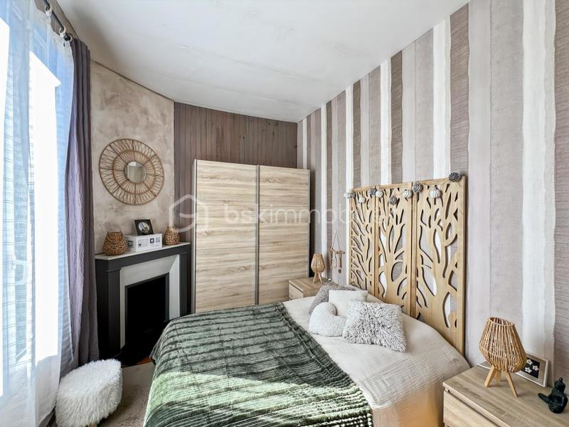 Maison traditionnelle - 153 m² - 6 pièces