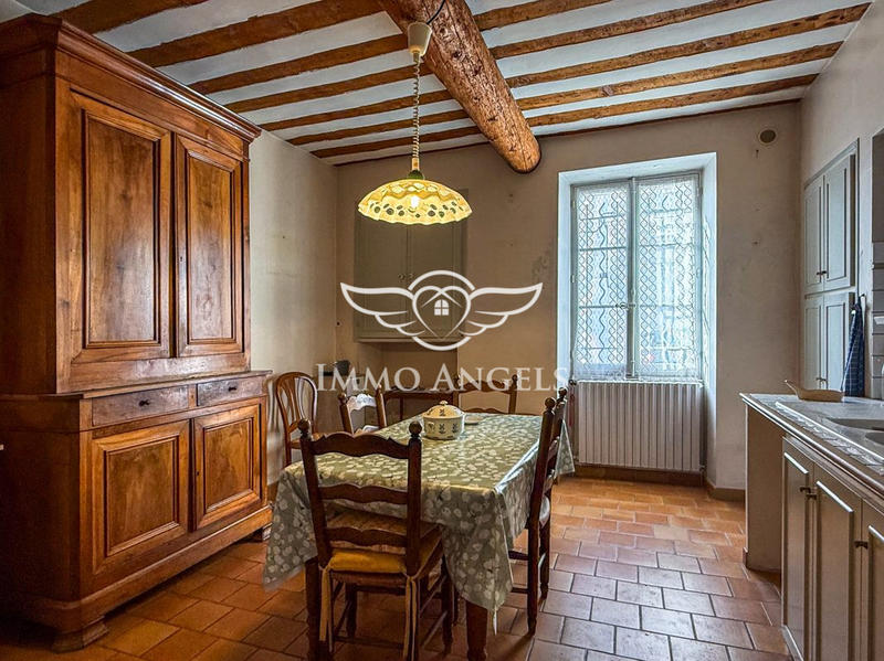 Appartement - 129 m² - 3 pièces