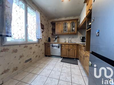 Maison - 93 m² - 5 pièces