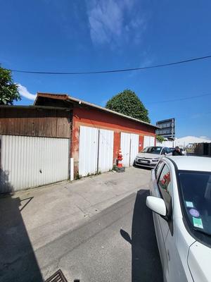 Immeuble - 1 227 m² - 30 pièces