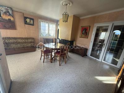 Villa - 82 m² - 4 pièces