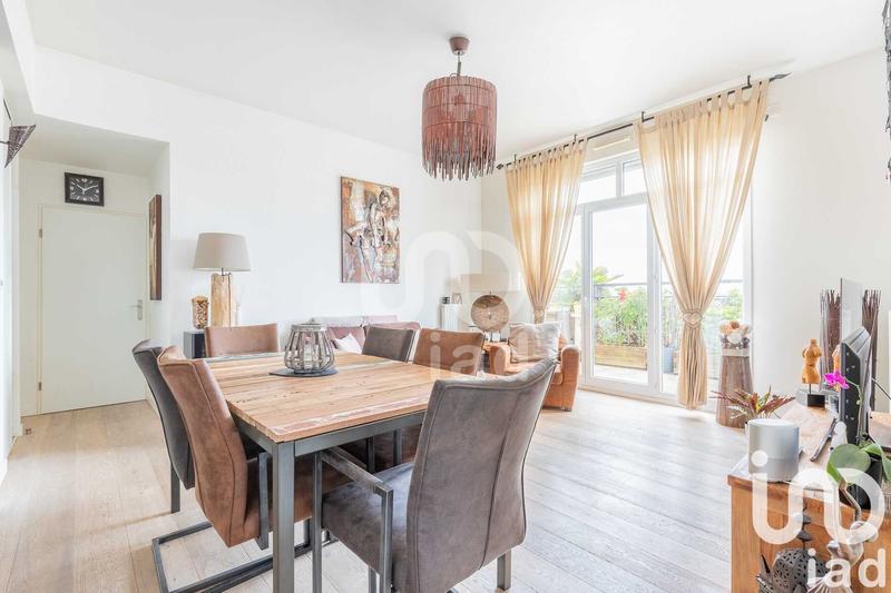 Appartement - 80 m² - 4 pièces