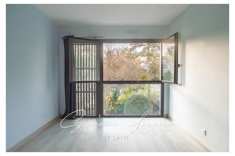 Maison - 202 m² - 6 pièces