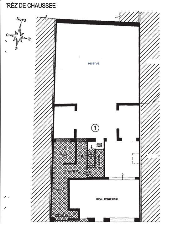 Local commercial - 148 m² - 4 pièces