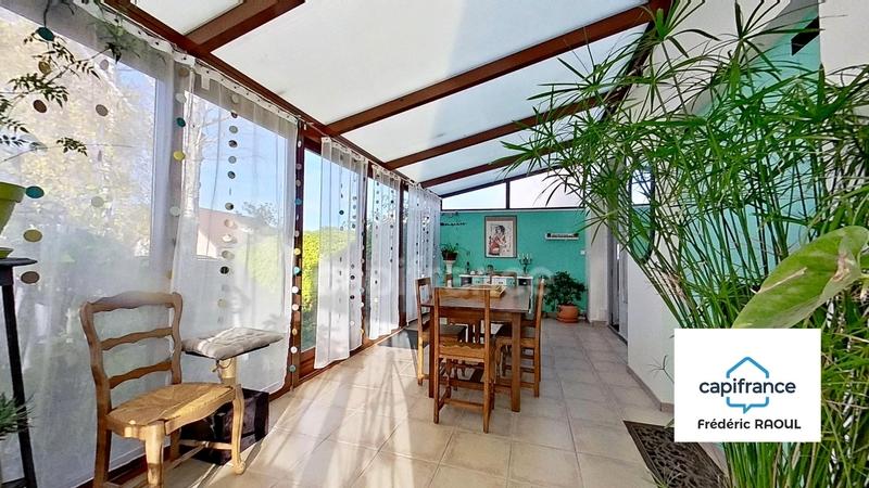 Maison - 184 m² - 7 pièces