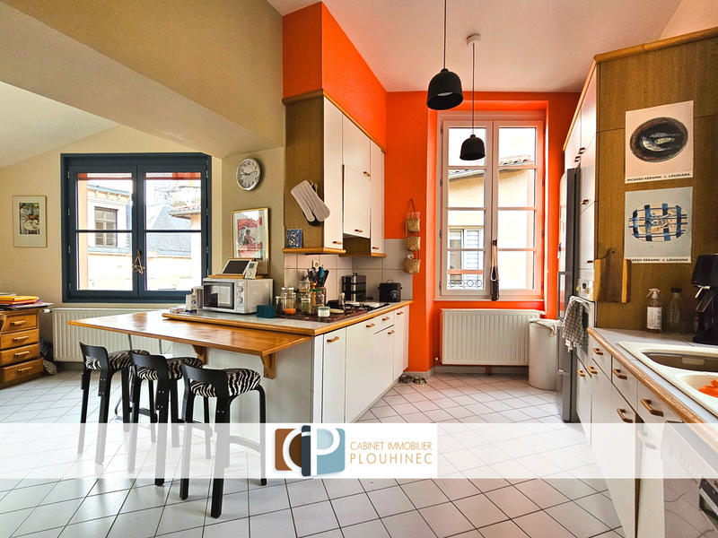 Appartement - 190 m² - 7 pièces