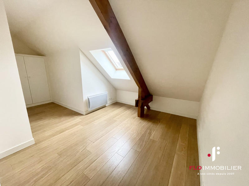 Appartement - 99 m² - 5 pièces