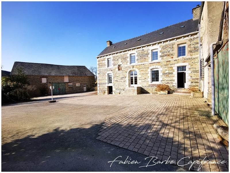 Maison - 260 m² - 7 pièces