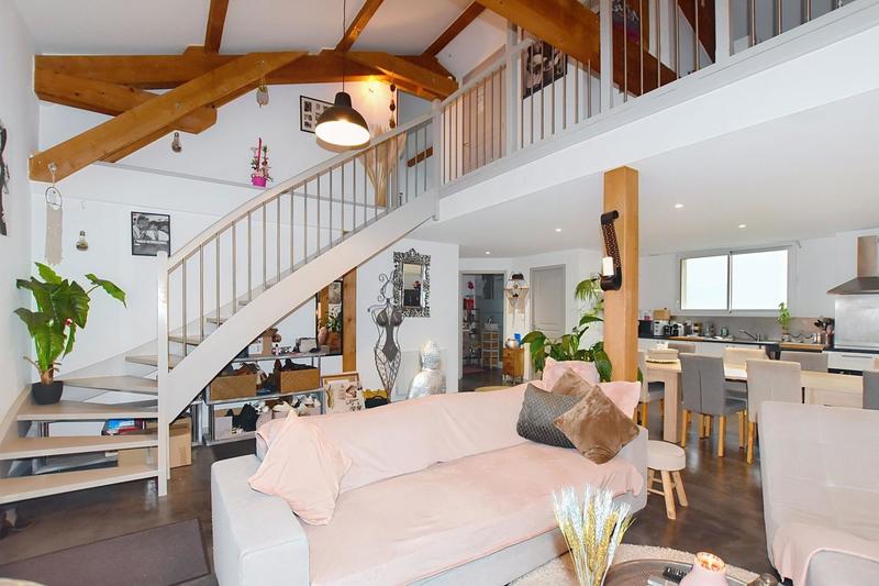 Appartement - 110 m² - 5 pièces