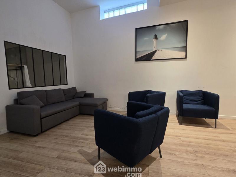 Loft - 128 m² - 6 pièces