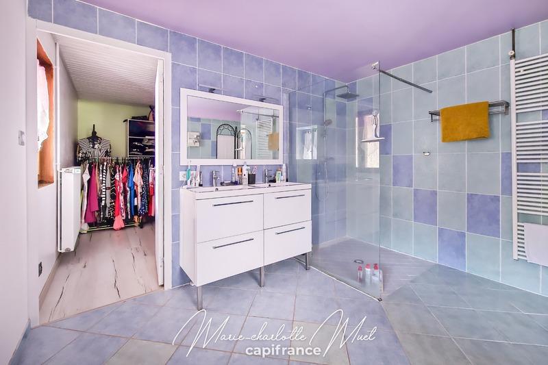 Maison - 111 m² - 4 pièces