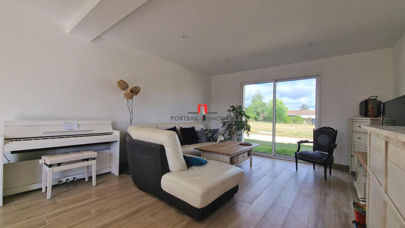 Maison - 161 m² - 7 pièces