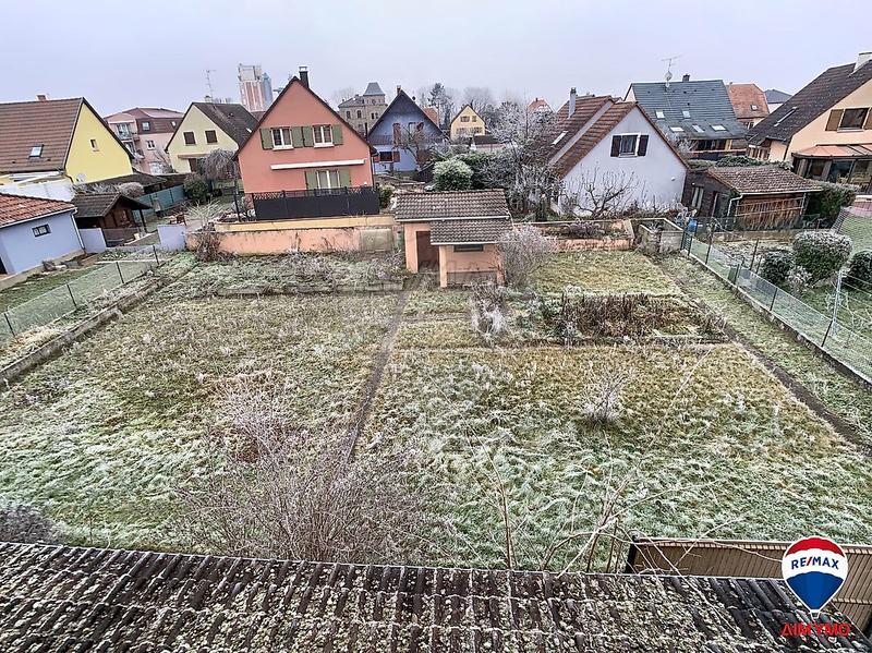 Maison - 219 m² - 8 pièces