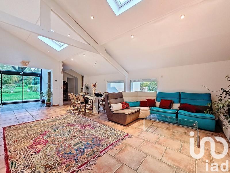 Maison - 194 m² - 6 pièces
