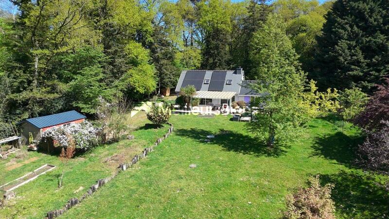 Propriété - 87 m² - 5 pièces