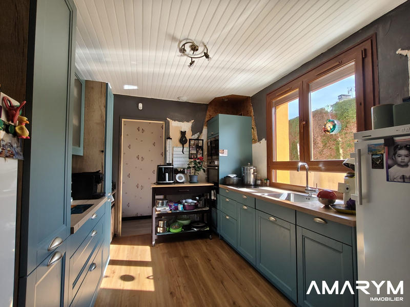 Maison - 88 m² - 4 pièces