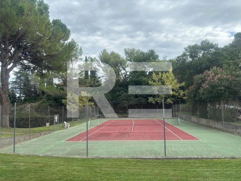 Appartement - 80 m² - 3 pièces