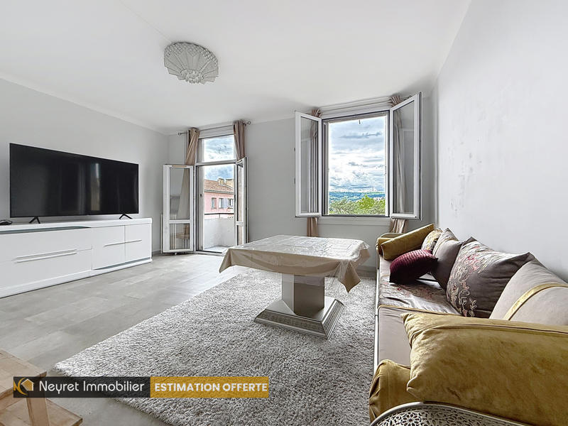 Appartement - 85 m² - 4 pièces