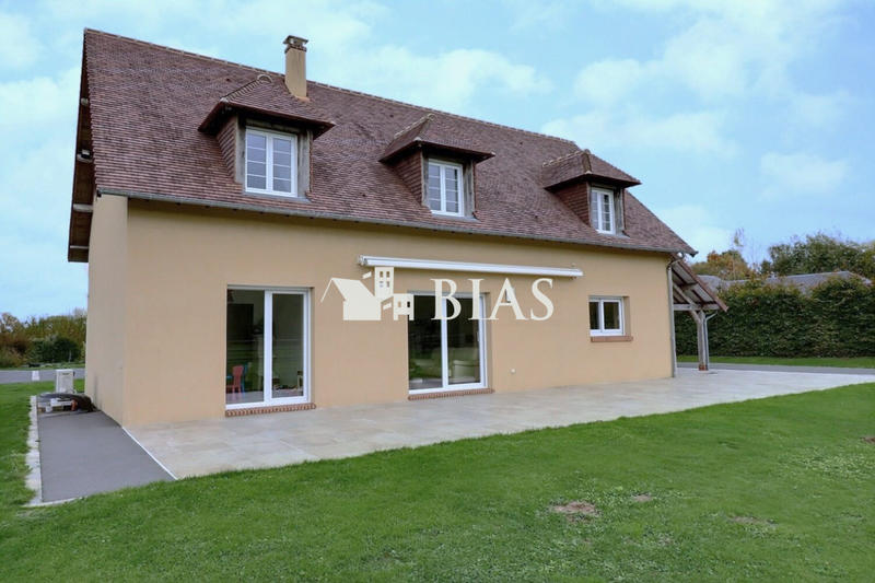 Maison - 161 m² - 5 pièces