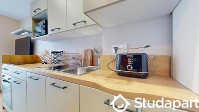 Chambre - 10 m² - 1 pièce