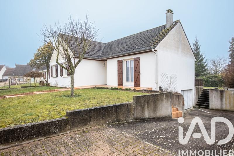 Maison - 97 m² - 5 pièces