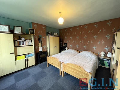 Maison - 276 m² - 5 pièces