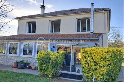 Maison - 105 m² - 6 pièces