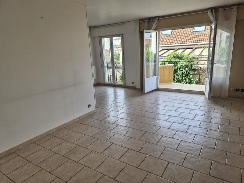 Appartement - 72 m² - 3 pièces