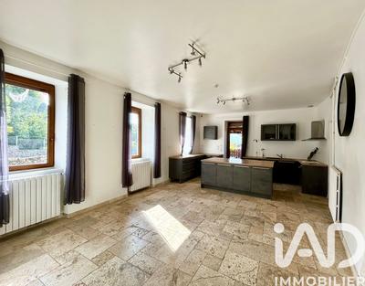 Maison - 120 m² - 6 pièces