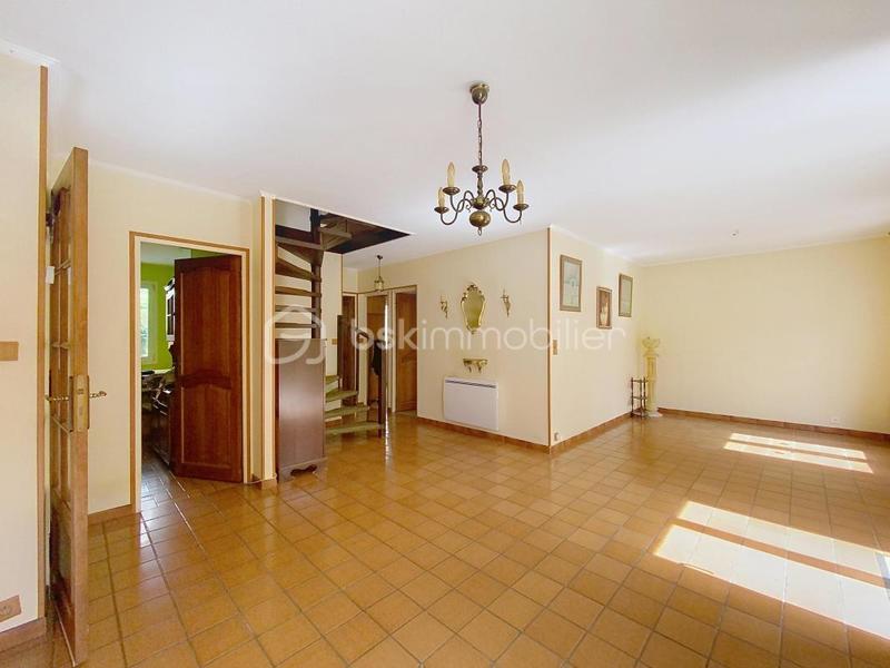 Maison traditionnelle - 112 m² - 5 pièces